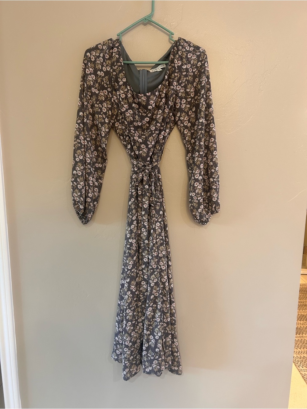 She + Sky Black Floral Long Sleeve Midi Dress